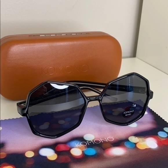 NEW Komono Sunglasses Bonnie Black Transparent Geometric UV 400 - Picture 4 of 14